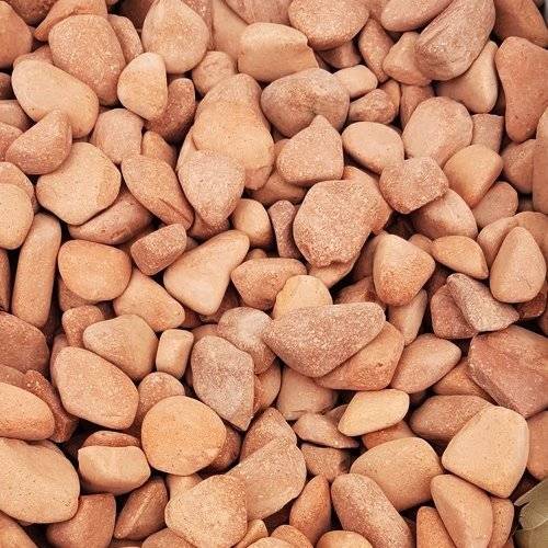 Un jardin audacieux avec le galet de brique à Saint-Victoret