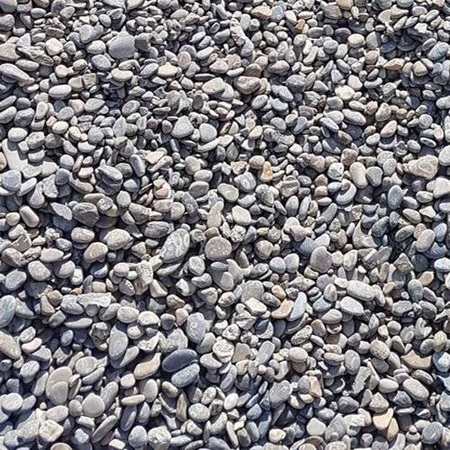 Tulipes et gravier de rivière pour égayer votre jardin à Carcès